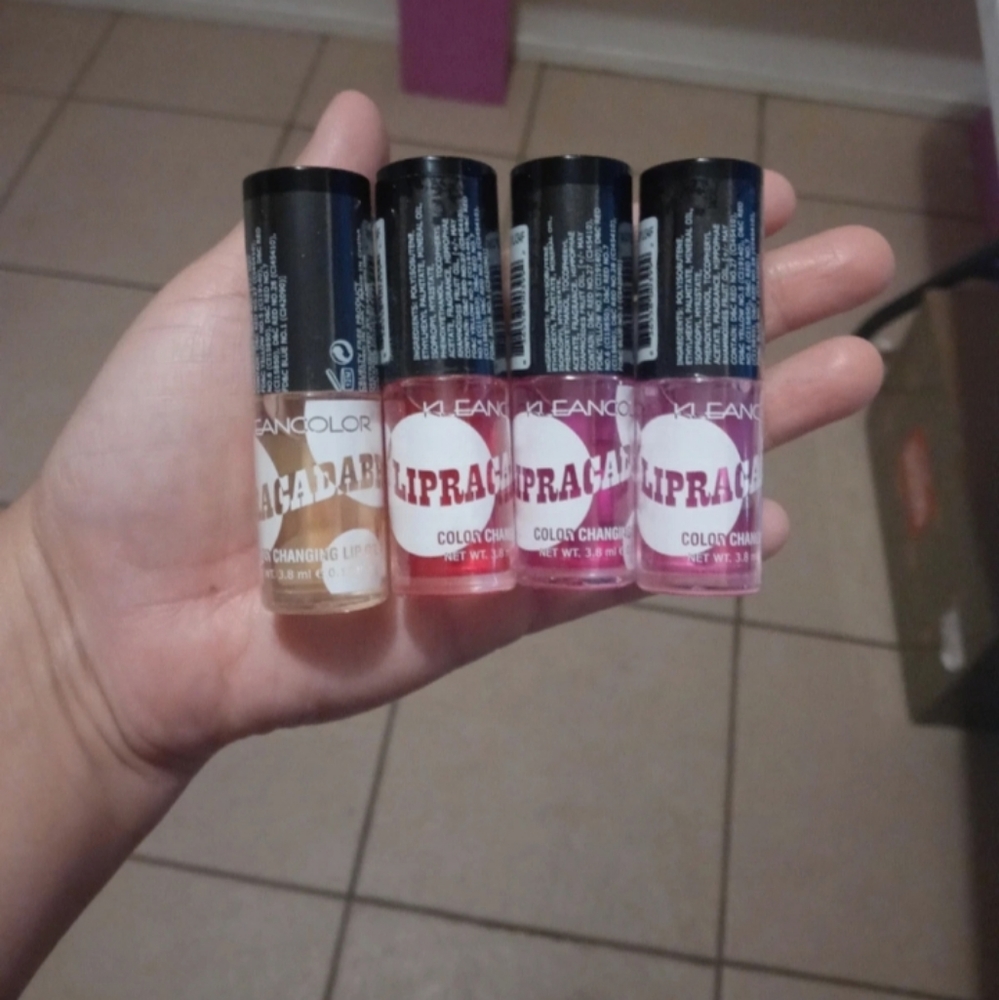 4 lip oil